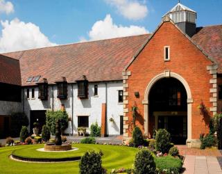 Taxi from heathrow to Forest of Arden Marriott Hotel & Country Club